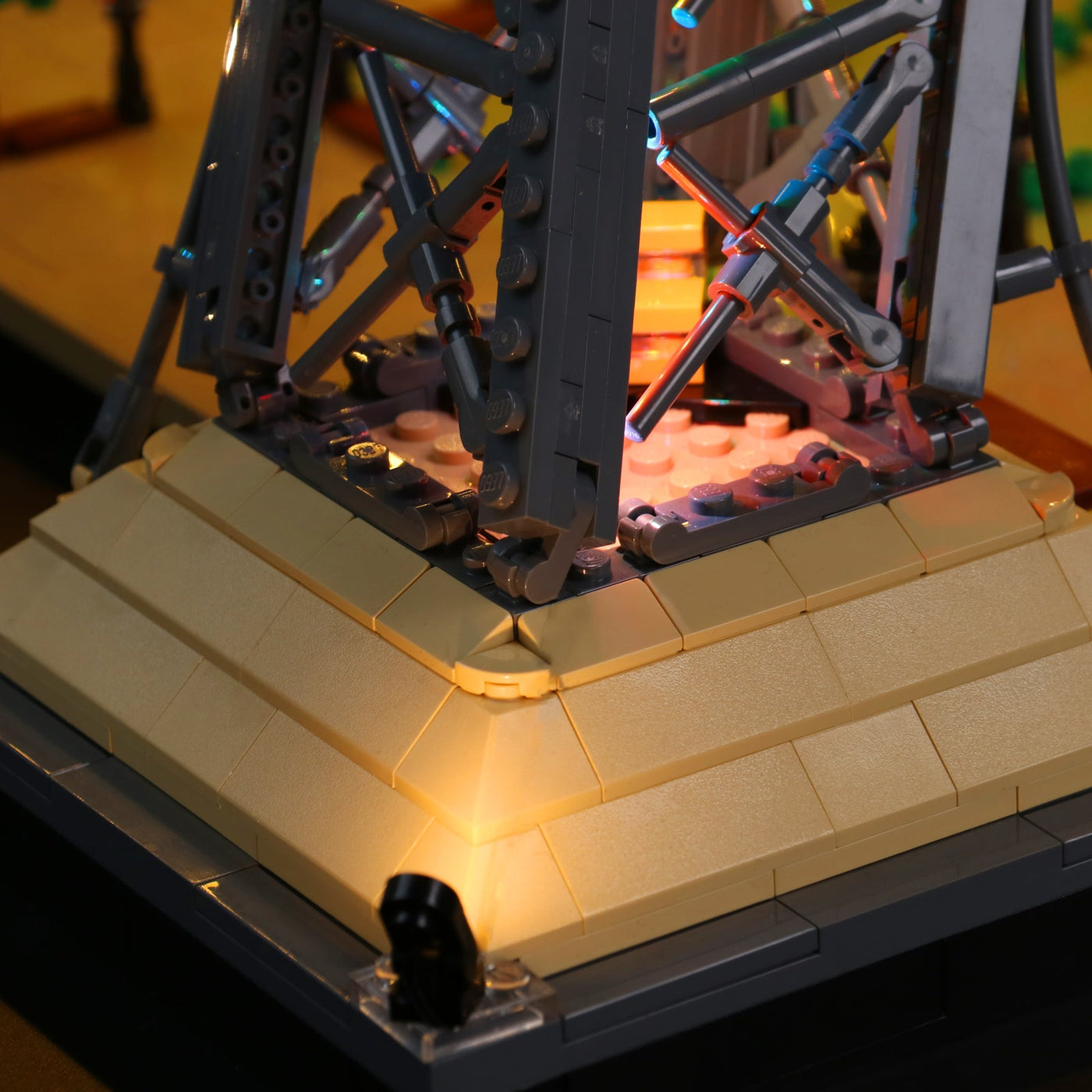BrickBling Light Kit for LEGO Architecture Eiffel Tower 10307