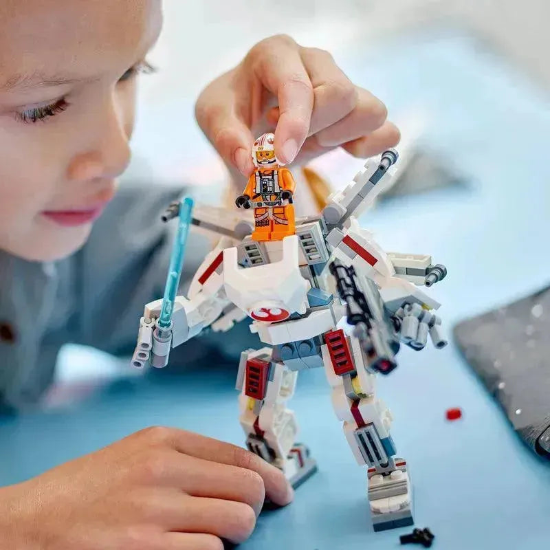 LEGO Luke Skywalker Mech 75390 StarWars