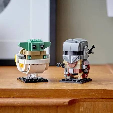 LEGO Mandalorian en het kind Yoda 75317 Brickheadz