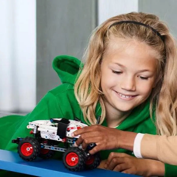 LEGO Monster Jam™ Monster Mutt™ Dalmatian 42150 Technic